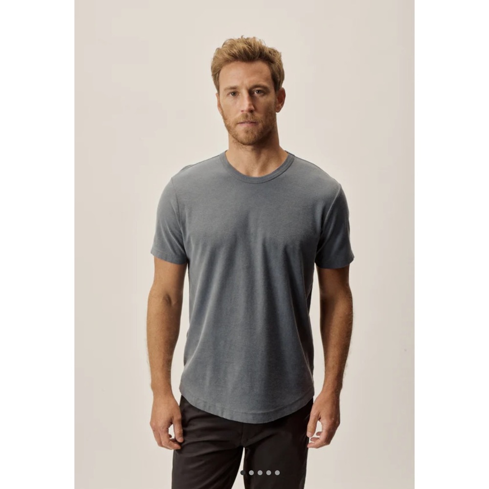 Buck Mason Tough-Knot Curved Hem Tee Size Large In Soft Blue Venice Wash